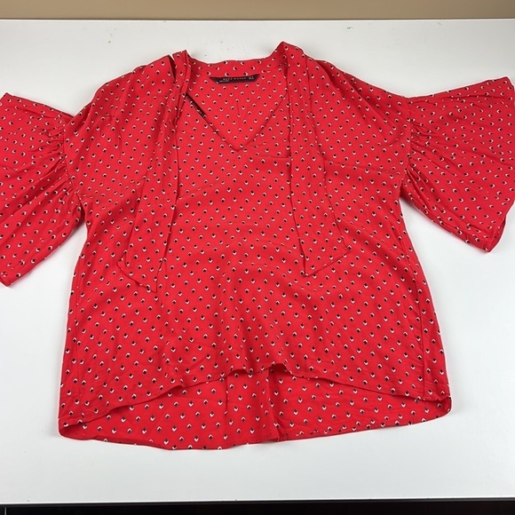 Zara WOMAN Red Patterned  Blouse with Ruffled Flowy Short Sleeves - Picture 3 of 9